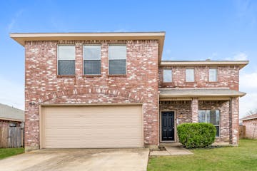 1420 CHESAPEAKE DR ARLINGTON, TX 76014